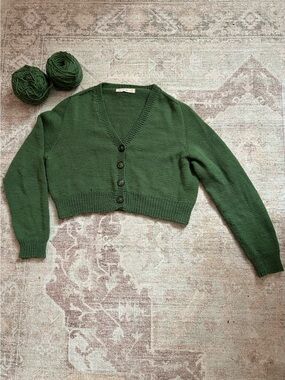 Hand Knit 100% Wool Cropped V-Neck Button Cardigan